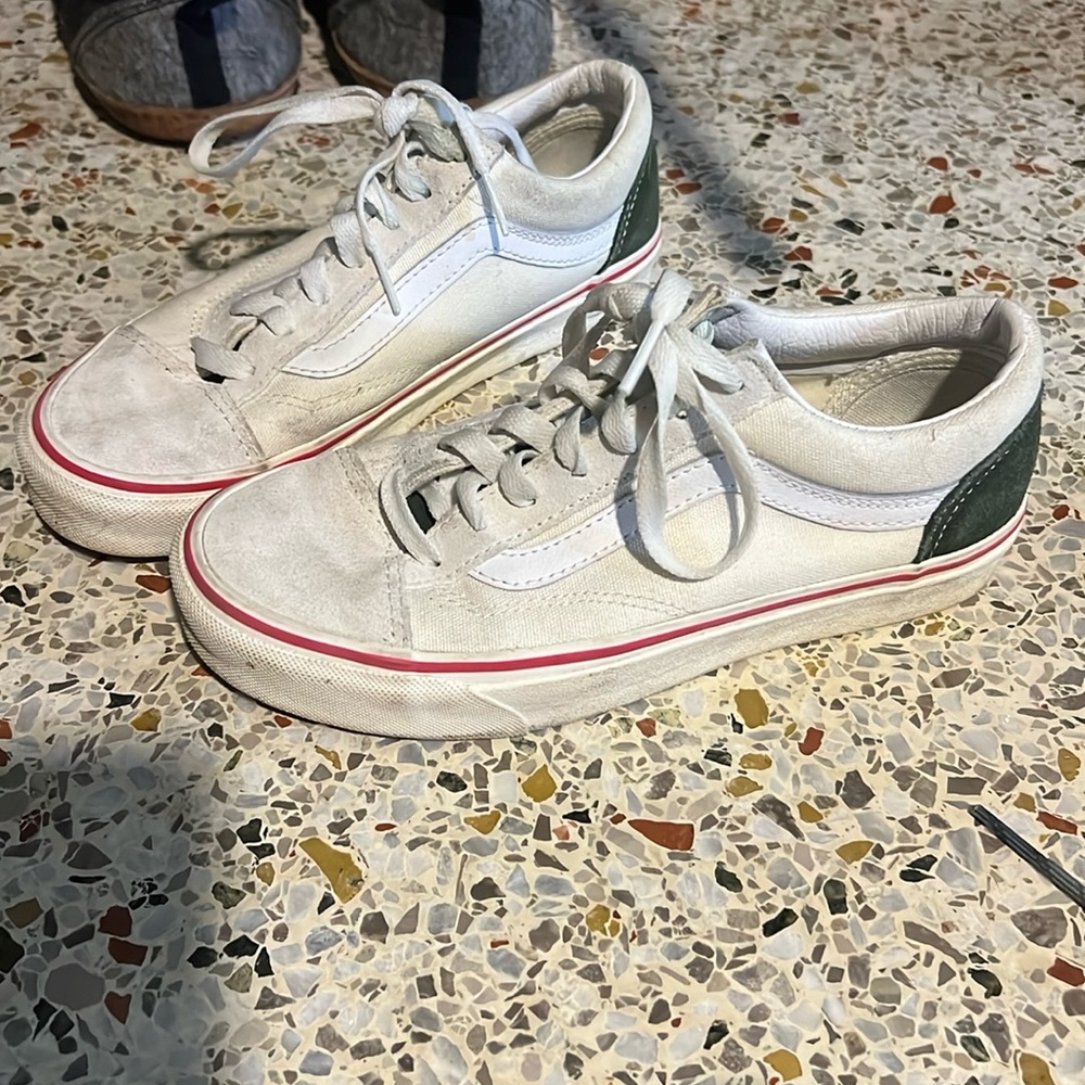 Women’s 6.5 men’s 5 vans worn, could use a clean but they are an off white new